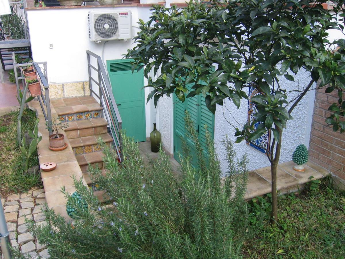 Vivaldi Apartment *